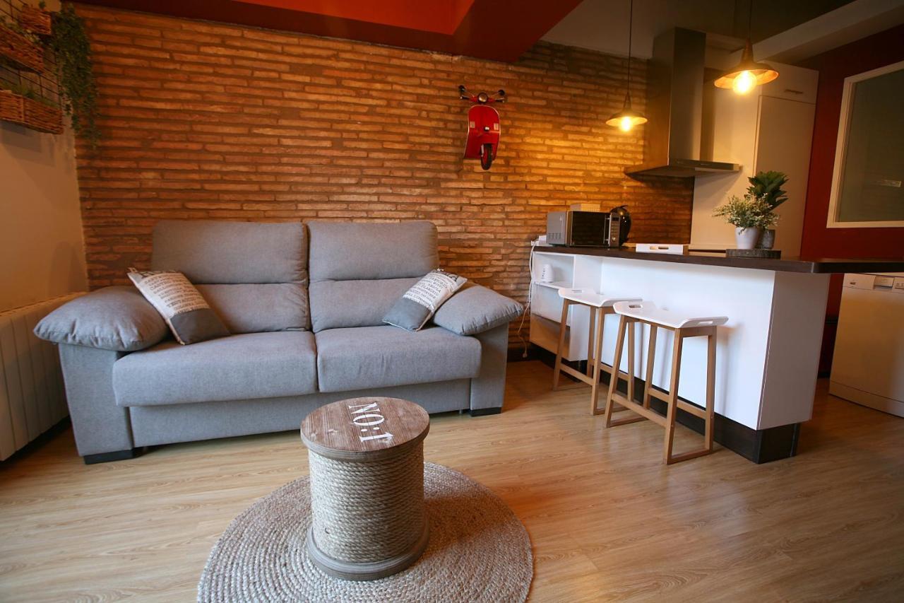 El Atico De La Catedral Apartment Logrono Luaran gambar