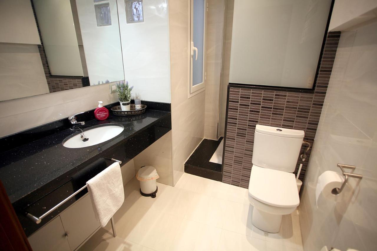 El Atico De La Catedral Apartment Logrono Luaran gambar