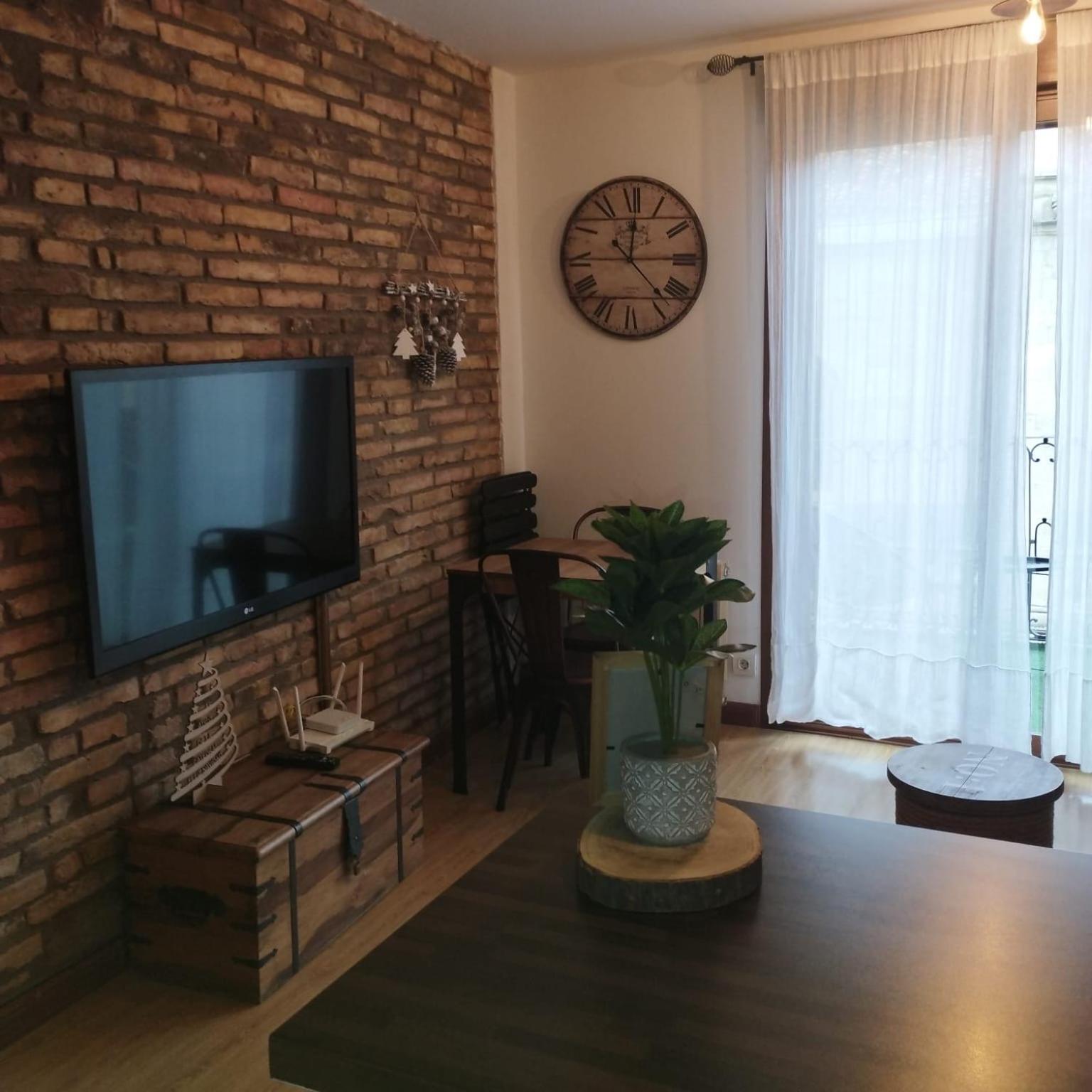 El Atico De La Catedral Apartment Logrono Luaran gambar