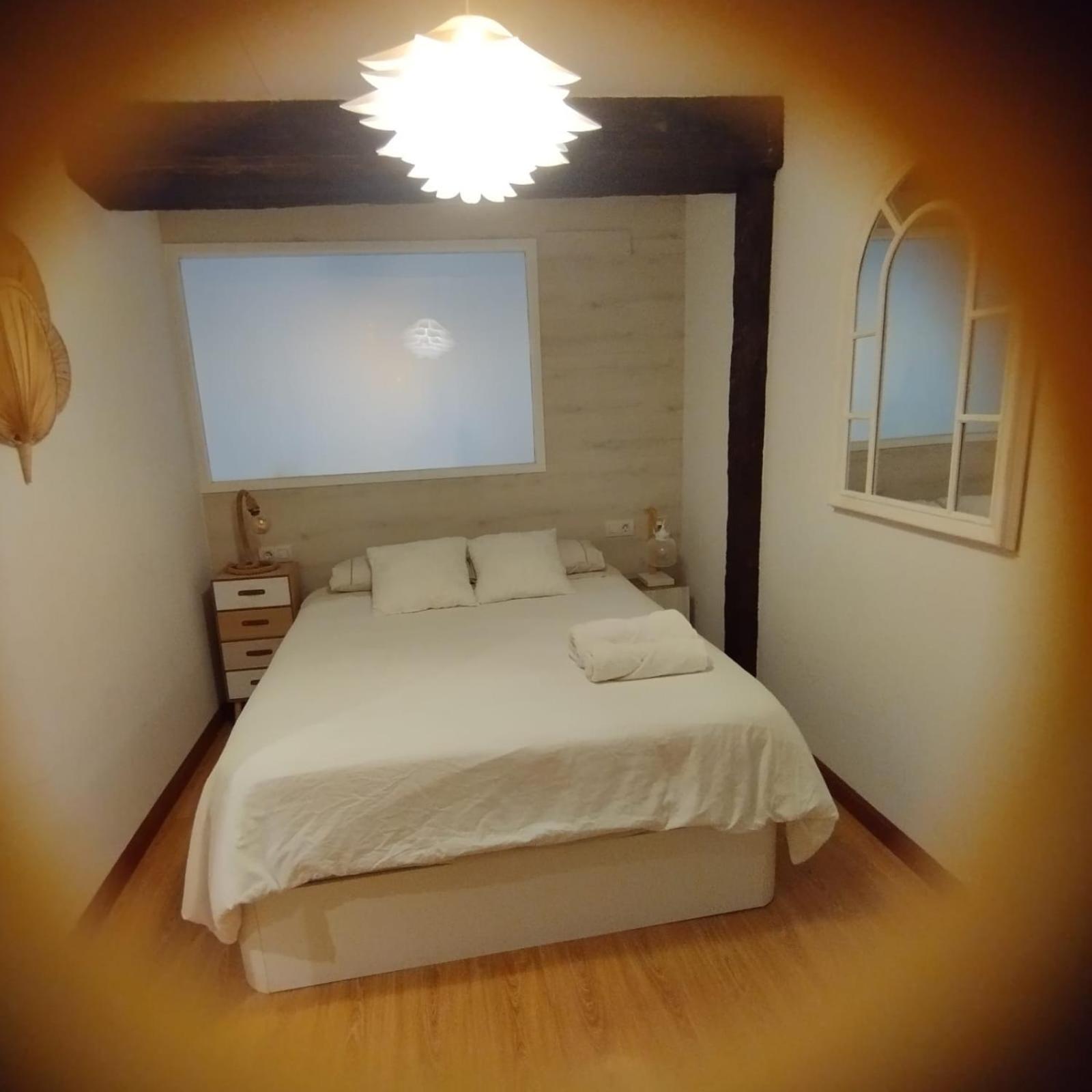 El Atico De La Catedral Apartment Logrono Luaran gambar